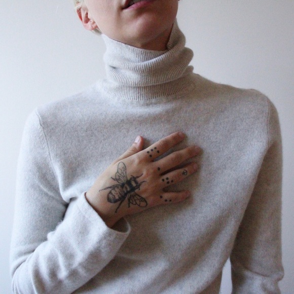 Vintage 1990-00’s Cashmere Turtleneck Sweater - Picture 1 of 6